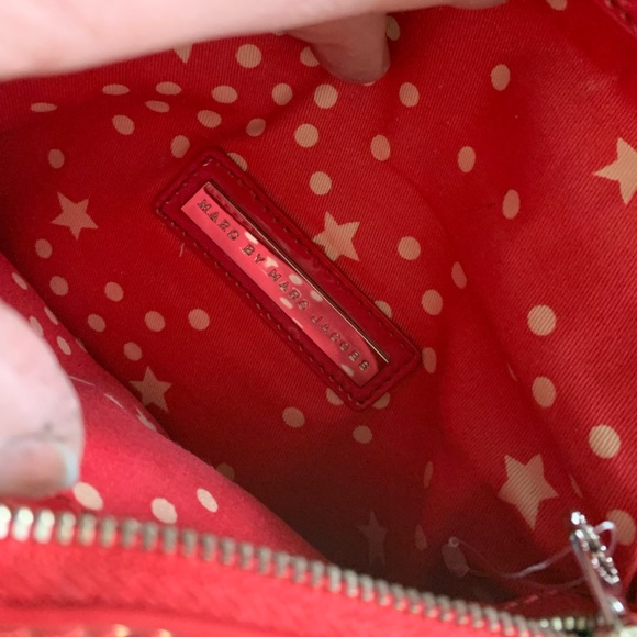 MARC JACOBS Coral Patent Leather Clutch - Picture 4 of 13